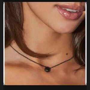 KENDRA SCOTT Davie Gunmetal Pendant Necklace in Black Drusy